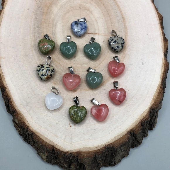 Artisan Jewelry - Bundle lot 13 stone gemstone heart pendants or charms boho romantic colorful